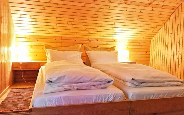 Peaceful Nature Cabin Jolly