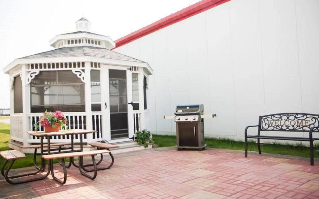 Norland Inn and Suites Roseau