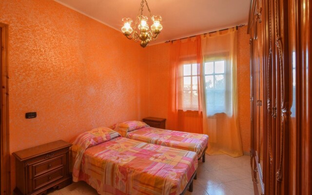 Stunning Home in Zambrone With Wifi and 2 Bedrooms