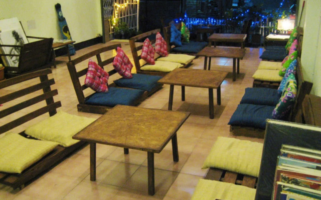 The Living Place 1 - Hostel