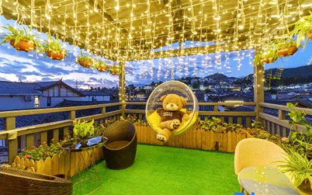 Lijiang Muzi Yayuan homestay designer net red view beauty hotel (Ancient City Branch)