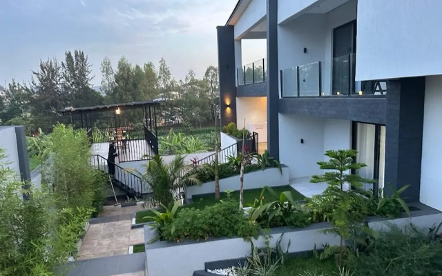 Coalescence Hotel