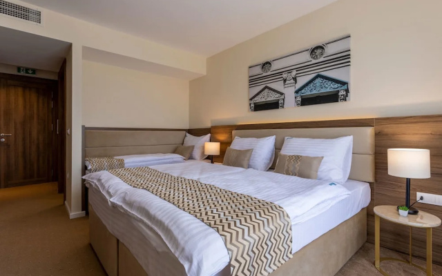Hotel Nais