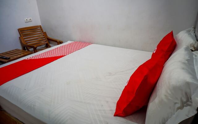 OYO 93069 Penginapan Sumber Rizki