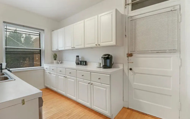 Peaceful 1BR Escape in Evanston - Hinman