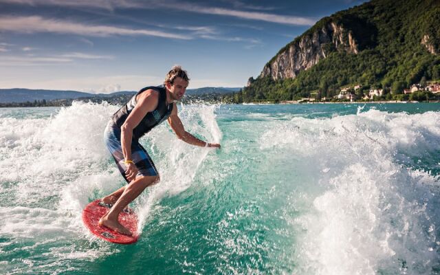 Hôtel Restaurant Yoann CONTE Bord du Lac