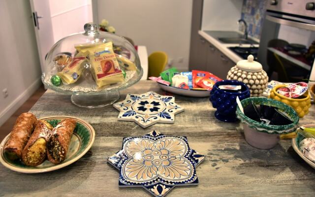 Gloden House Apartments