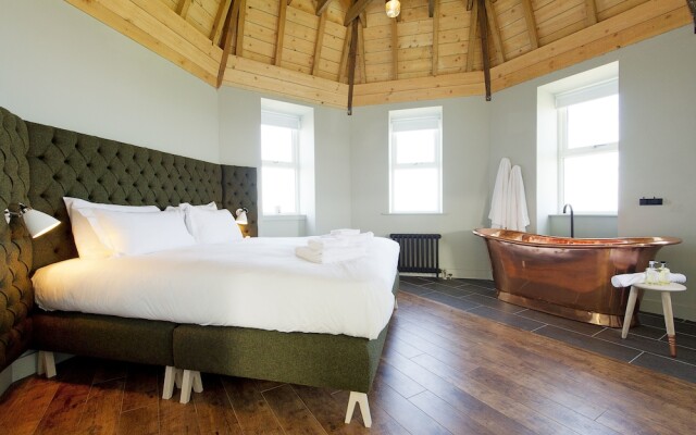 Jan De Groote Suite - 1 Bed Penthouse