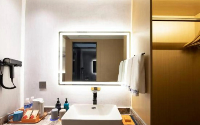 M Hotel Changzhou Spring and Autumn Yancheng