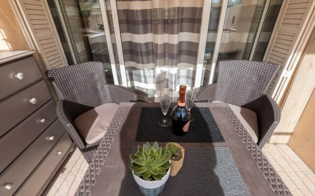 VANEAU Superbe 3P au coeur de Cannes