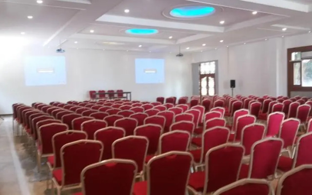 Chariot Valley Resort