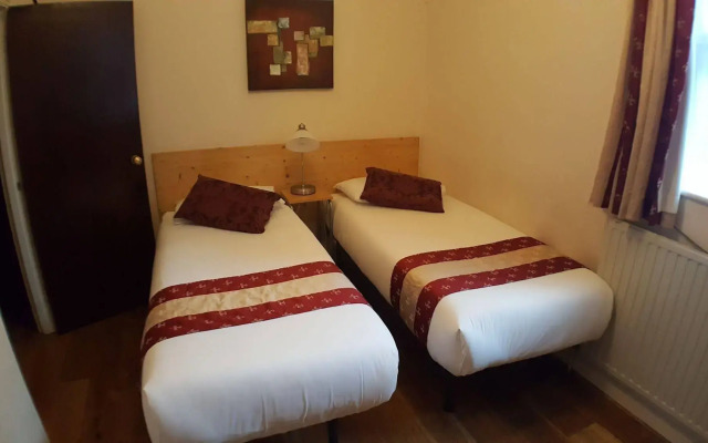 Star Hotel