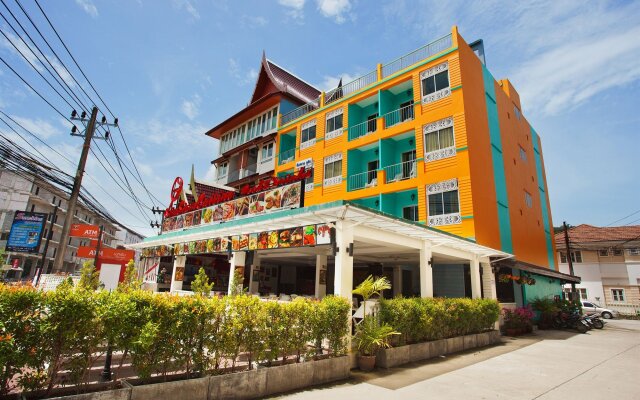 The Yim Siam Hotel