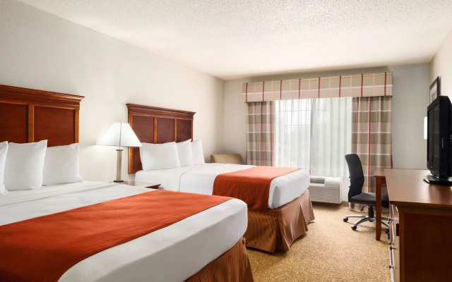 Country Inn & Suites by Radisson, Grand Rapids Airport, MI - фото 3