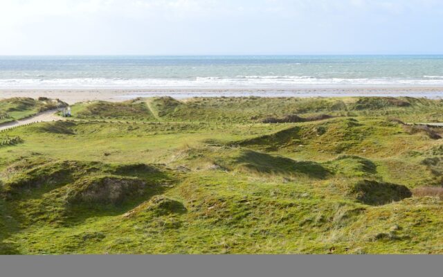 Charming Holiday Home In Denneville With Garden