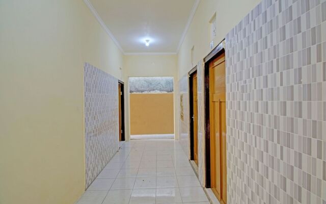 OYO Life  92953 Nirmala Kost