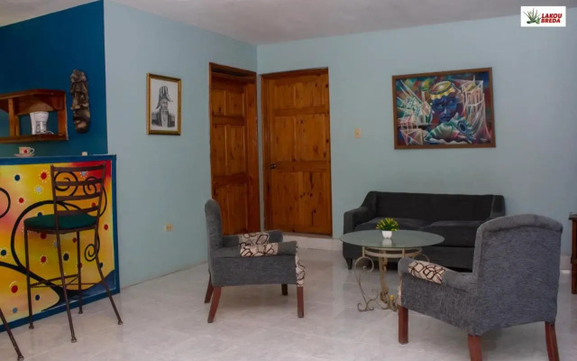 Bungalow Hotel Lakou Breda