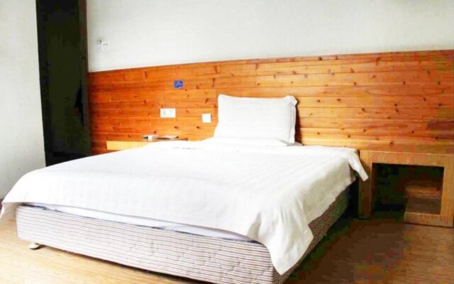 Loft Inn (Shaoguan Fengcai Road)