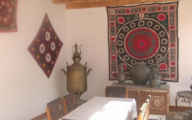 Sarrafon B&B