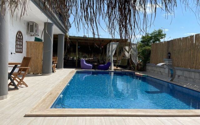 Alacati XL Luxury