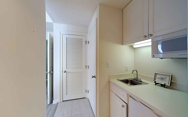 The Pearl of Navarre Beach