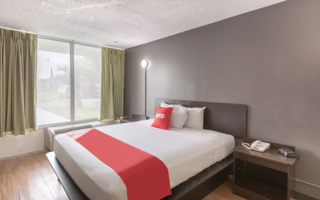 Calloway Inn & Suites