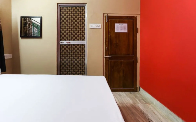 Spot On 38541 Nirmalyas Maharaja