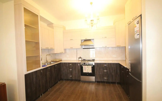 Rent Inn Yerevan (Rent Inn Yerevan) on Nalbandian Street