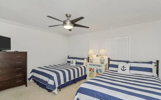 Shoreline Towers 1113