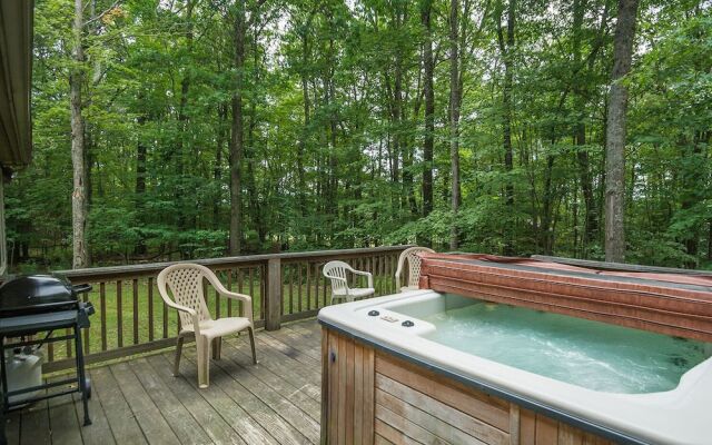 Black Bear Retreat 3 Bedroom House