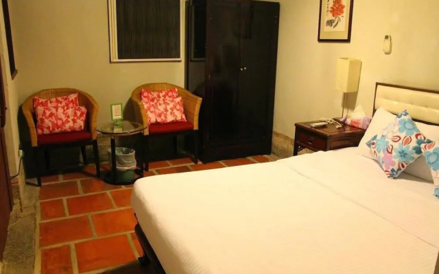 No. 85 Shuitou B&B