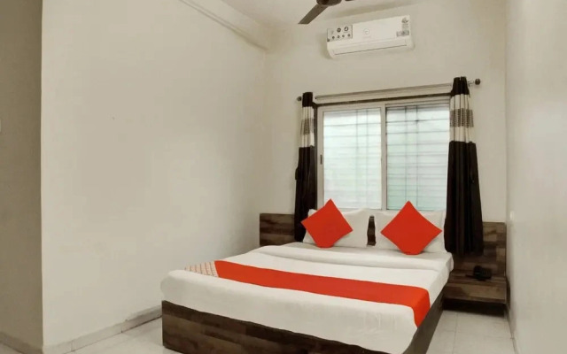 Aditya Service Apartment By OYO Rooms