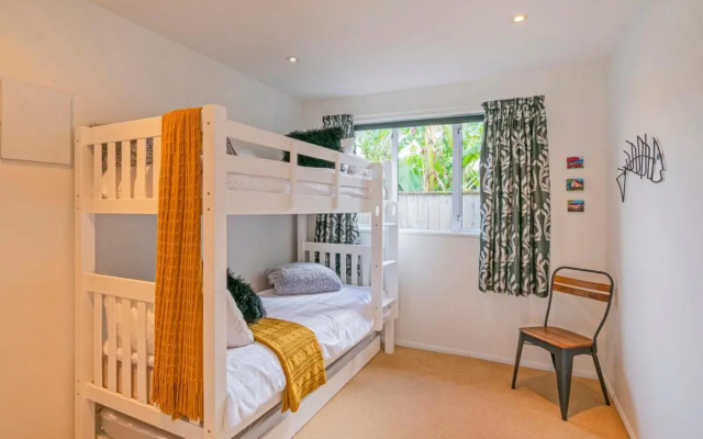 Seaview Serenity- Whitianga Holiday Home