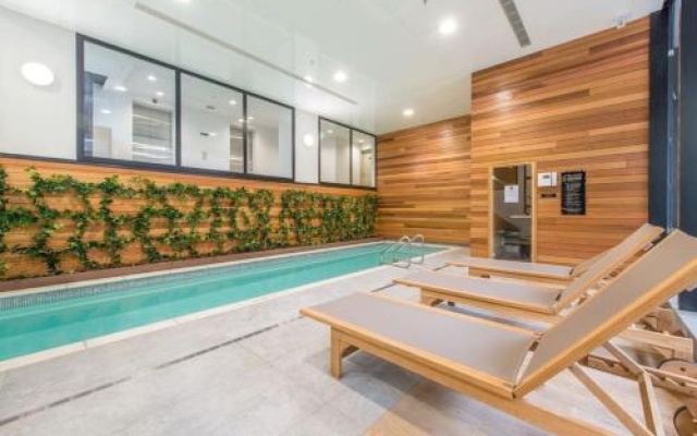 180 Degrees Seaview and Harbor View 2 bedroom Apt – Spa – Auckland