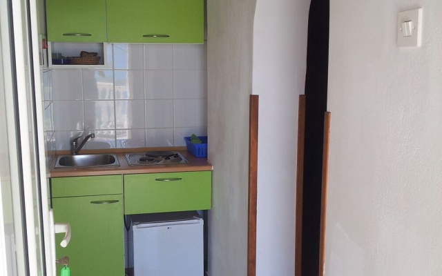 Anthony - 50m From the Beach & Parking - A3