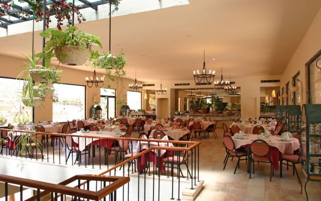 Petra Palace Hotel
