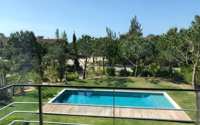 Tr ia Beach Pool Golf Villa