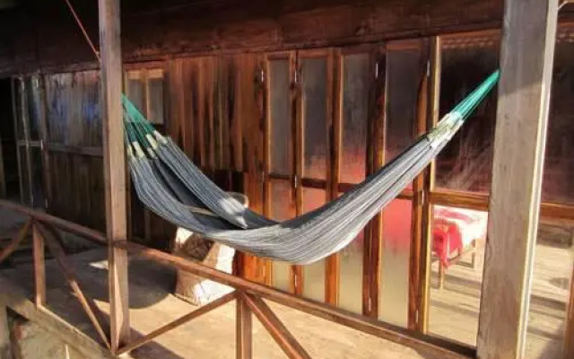 Dolphin Beach Resort