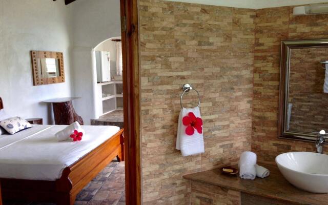 Lazare Picault Hotel