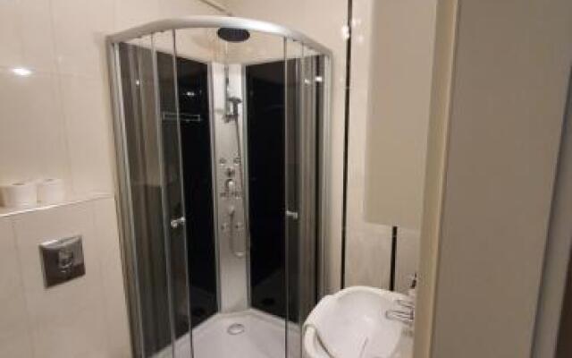 Royal Luxus Wellness Apartman