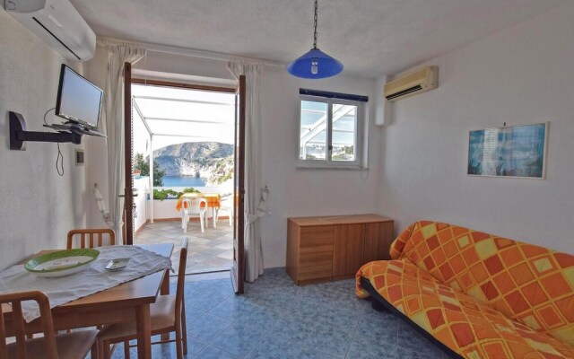 Amazing Apartment in Sant´angelo D´ischia With 1 Bedrooms and Wifi
