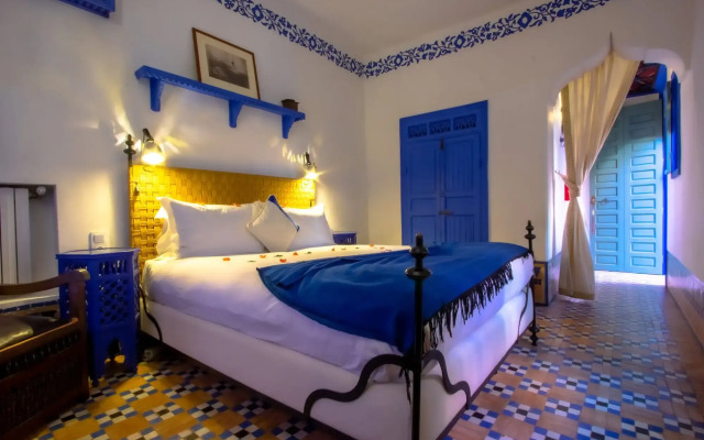 Riad Kaiss by Anika