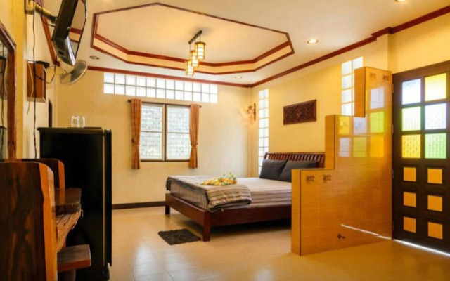 Pop Riverside Homestay
