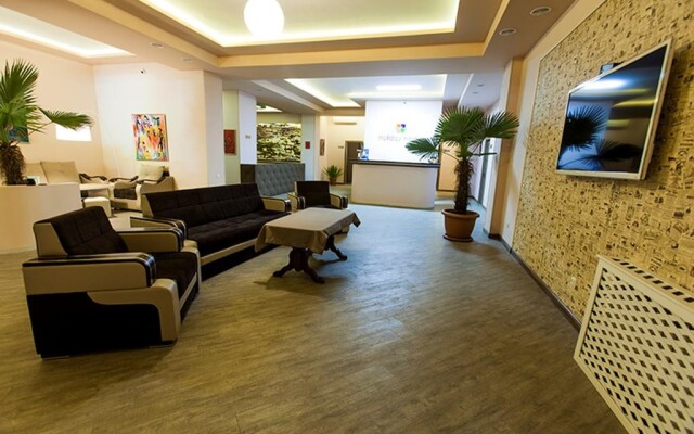 Holiday Hostel