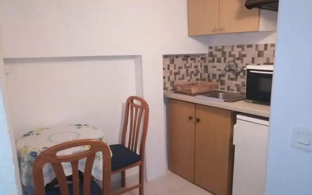 Γκαρσονιέρα επιπλωμένη Studio
