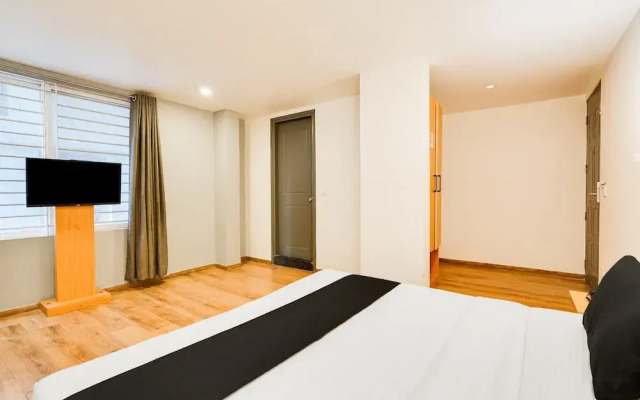 Premium Stays at Oak Indranagar