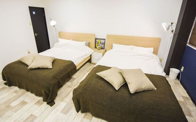 Very House Nippombashi A