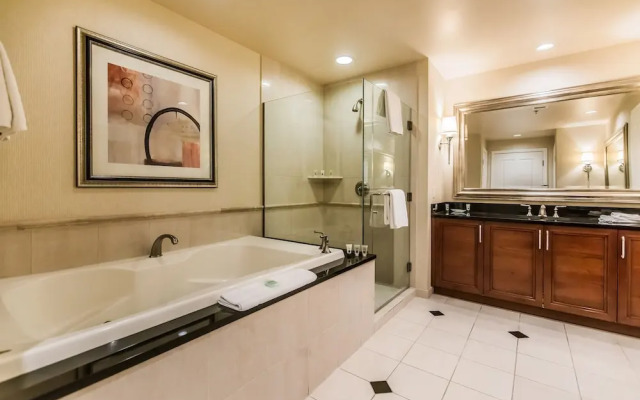 Signature Condos