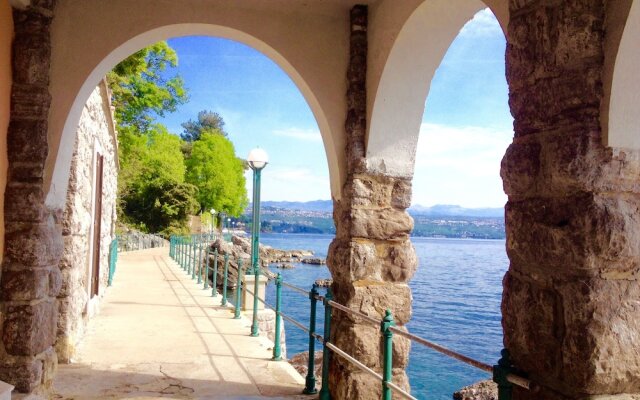 Suite Opatija Prestige, Icici, Croatia