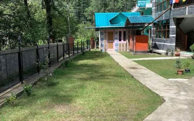 Hotel Aman Palace Kasol
